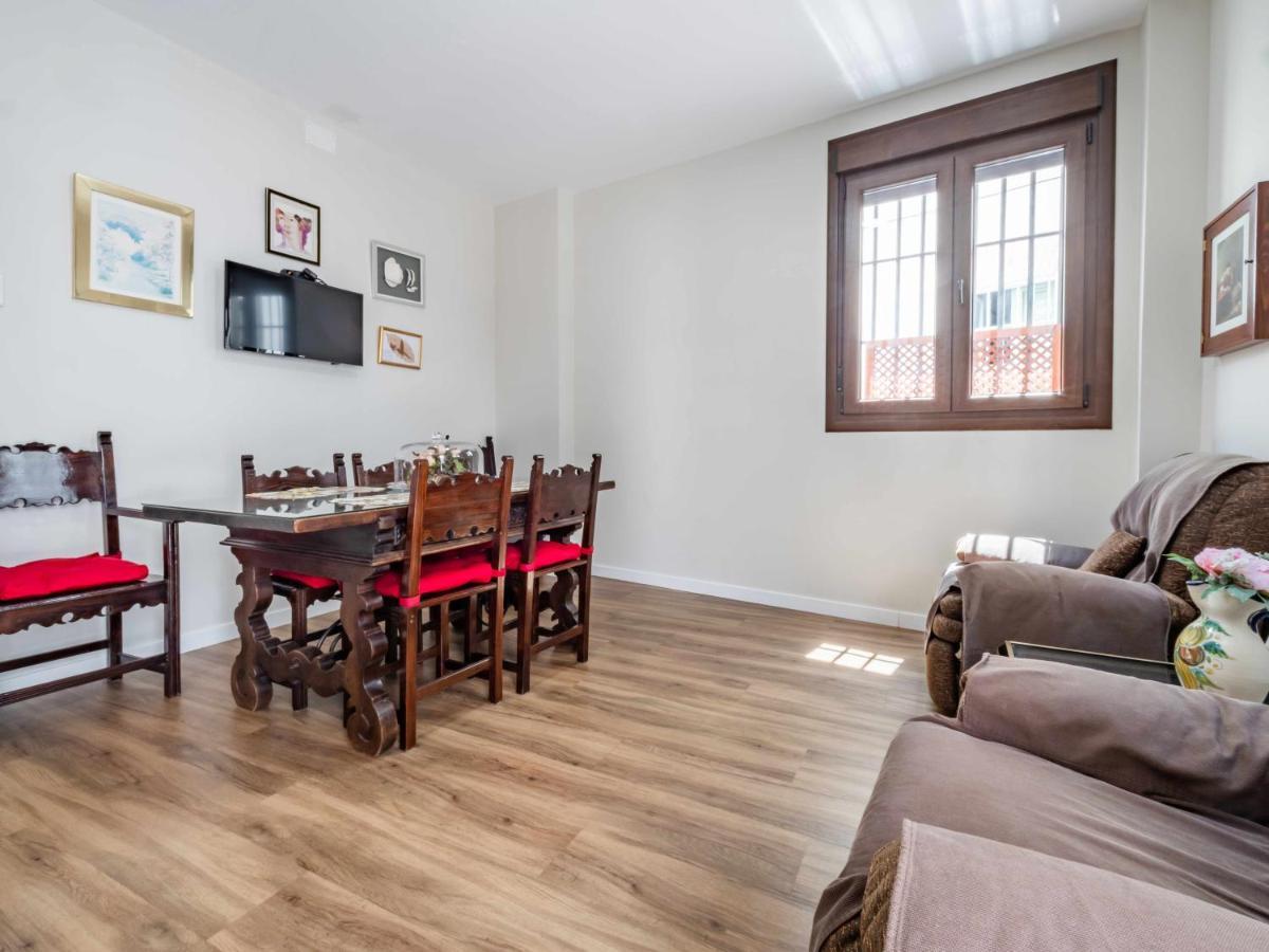 2 Bedrooms 2 Bathrooms - Triana- Севилья Экстерьер фото